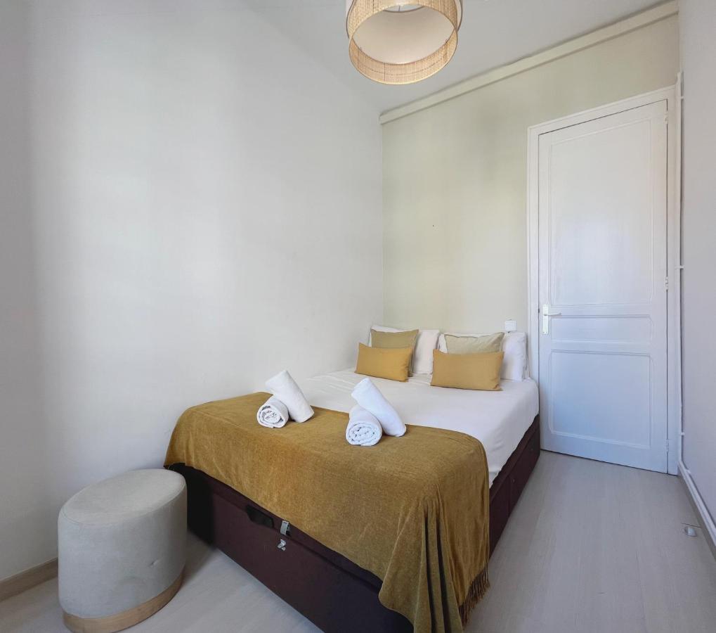Stay U-Nique Apartments Lepant Barcelona Ngoại thất bức ảnh